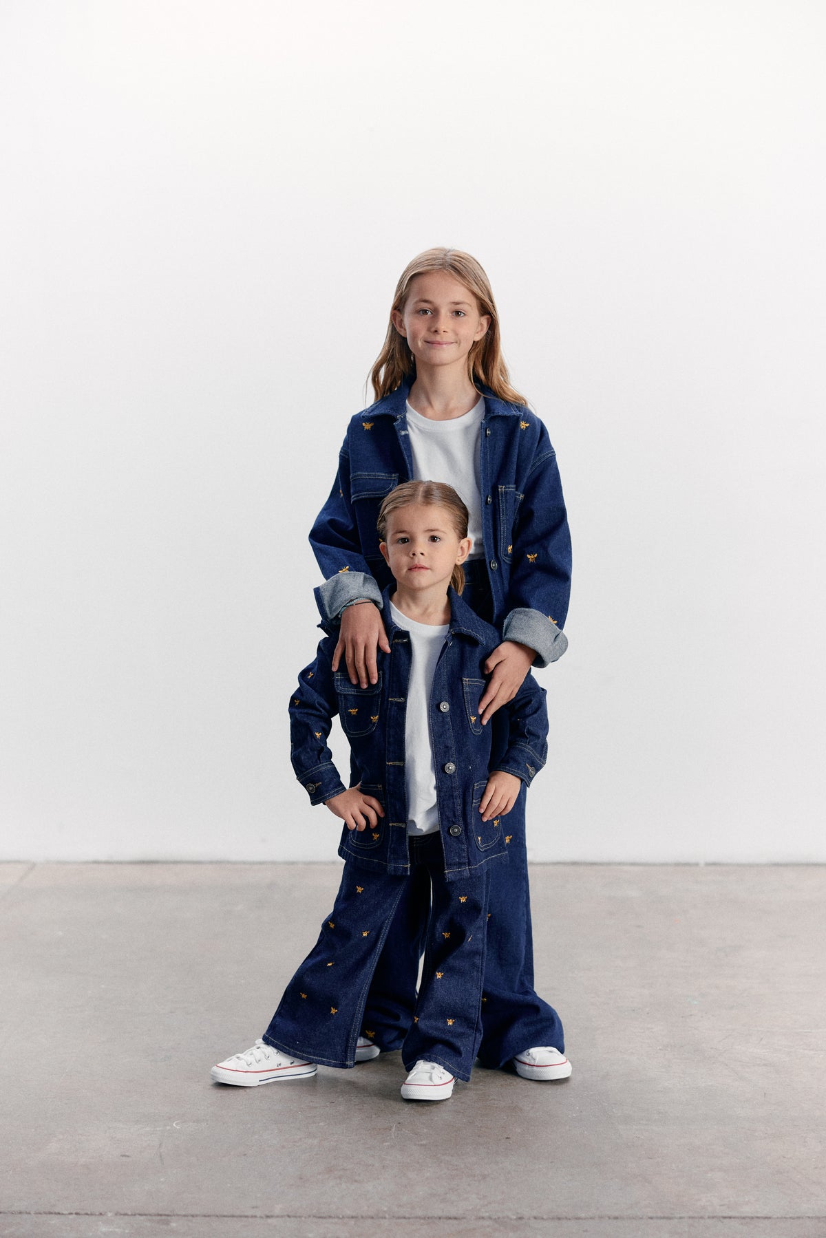 Mini Jeans Silene índigo bordado